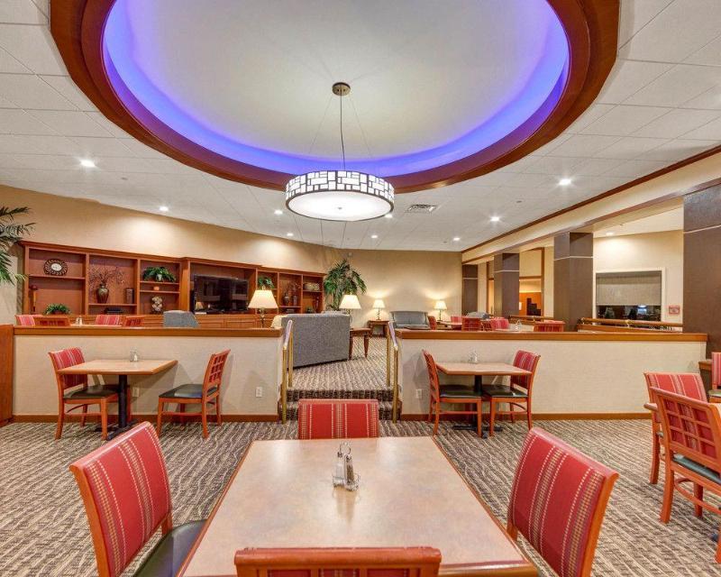 Hotel Express & East - Richardson By Ihg 3*